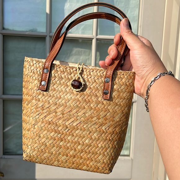 Handmade small Raffia tote bag - Picture 4 of 9